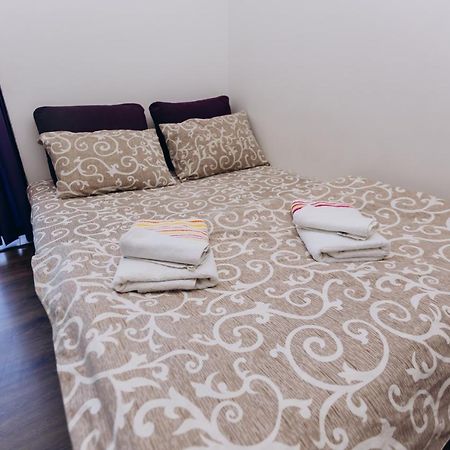 Нові Apartments Біля Жд Вокзалу Iwano-Frankiwsk Exterior foto