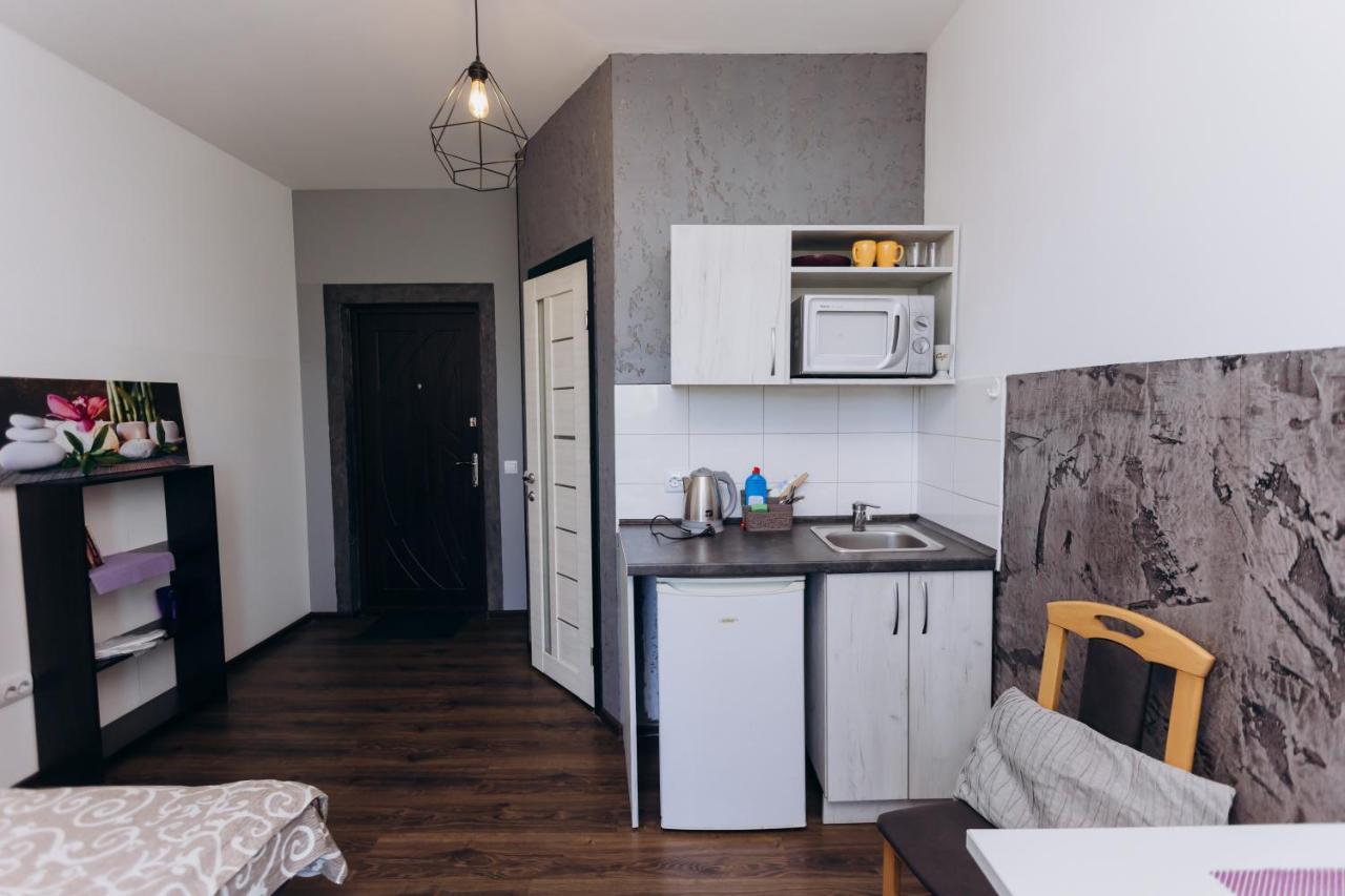 Нові Apartments Біля Жд Вокзалу Iwano-Frankiwsk Exterior foto