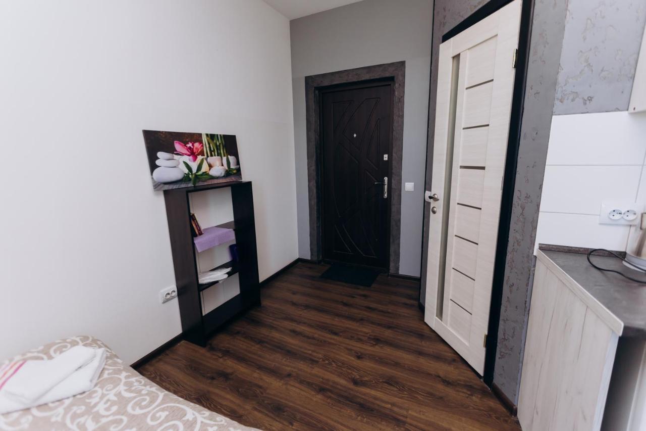 Нові Apartments Біля Жд Вокзалу Iwano-Frankiwsk Exterior foto